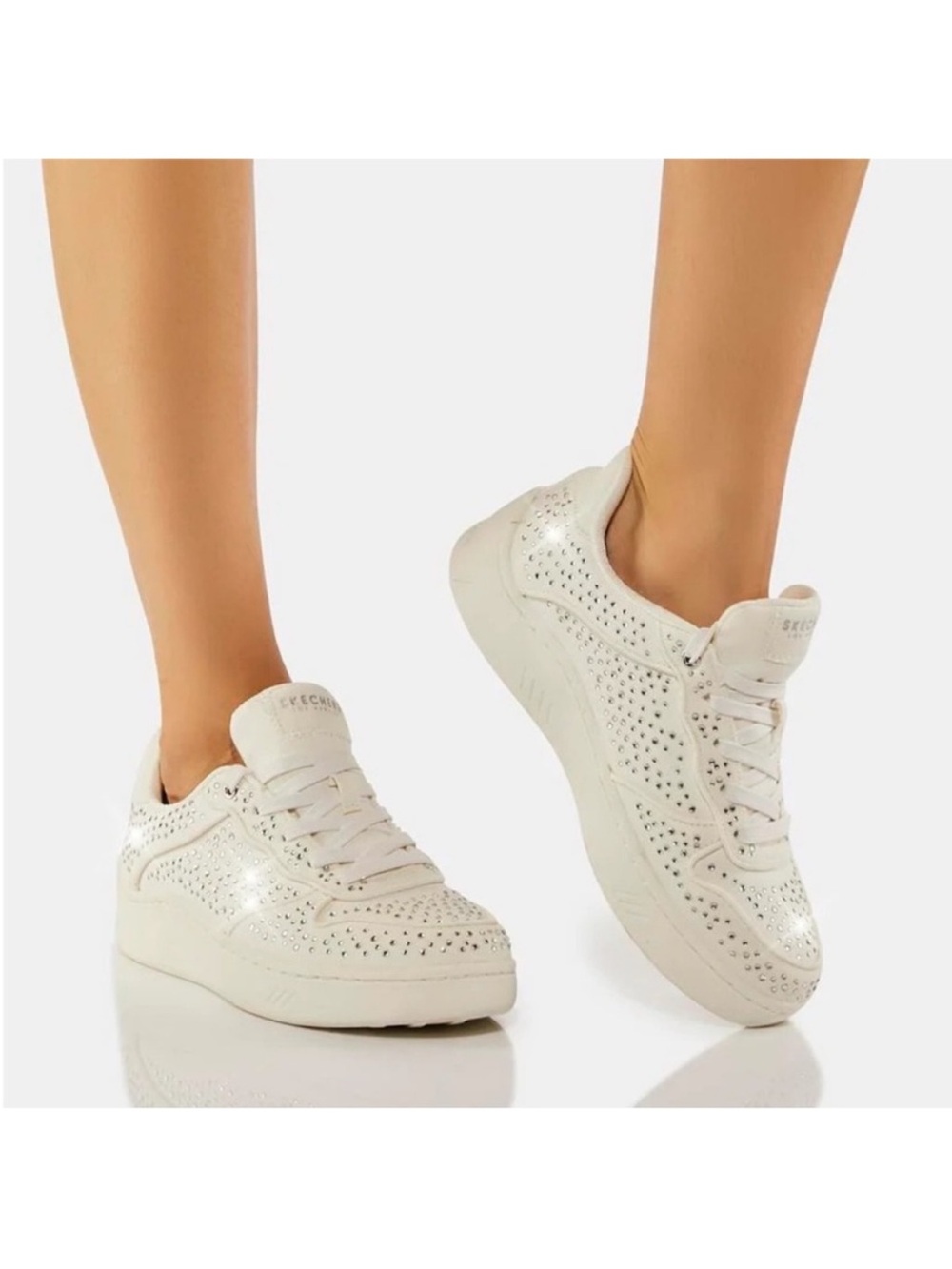Skechers Women’s White Lace-Up Athletic Sneakers Rhinestone 8,5